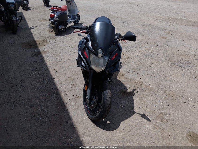 YAMAHA FZ6 2009
