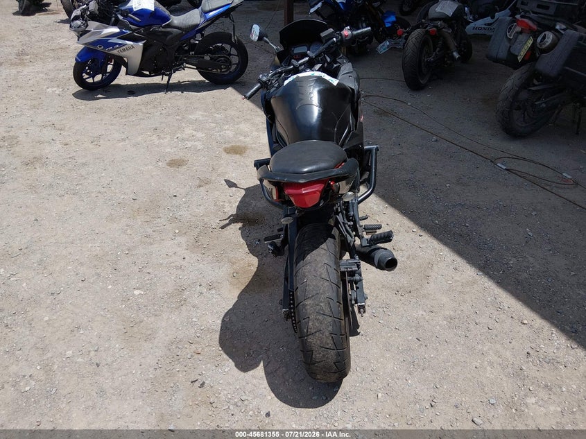 YAMAHA FZ6 2009