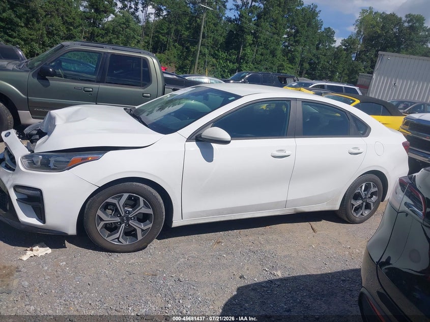 2021 Kia Forte Lxs VIN: 3KPF24AD0ME388843 Lot: 45681437