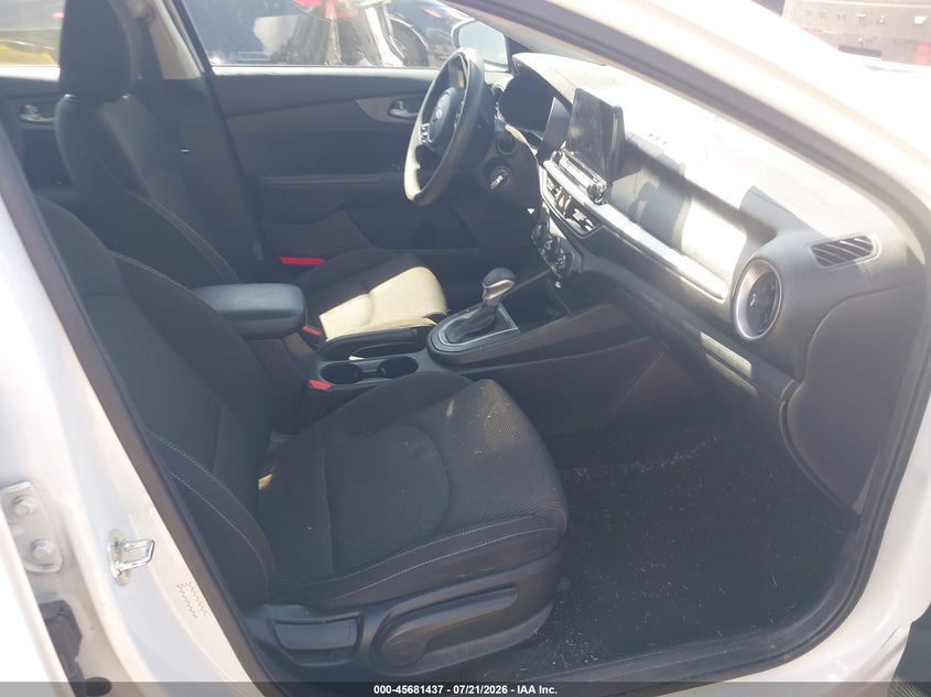2021 KIA FORTE auction photo 5