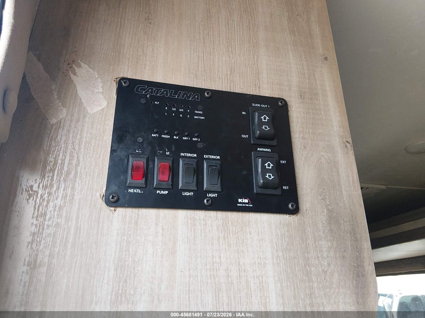 2019 COACHMEN CATALINA LEGACY auction photo 7