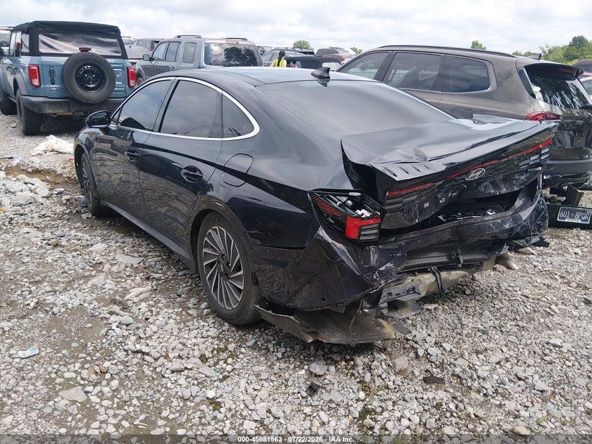 2025 HYUNDAI SONATA HYBRID auction photo 3