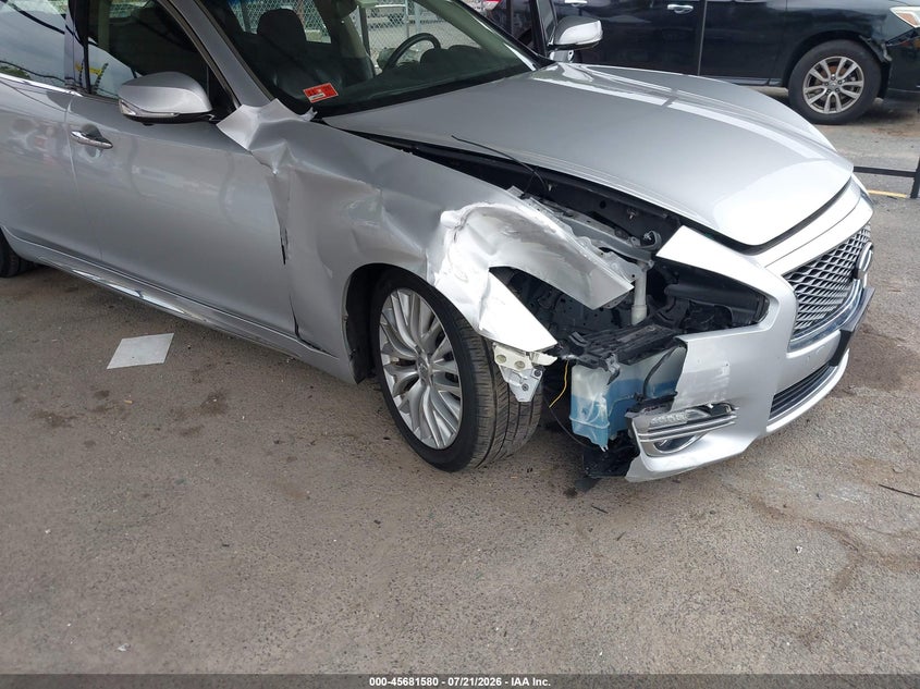 2015 INFINITI Q70L auction photo 6