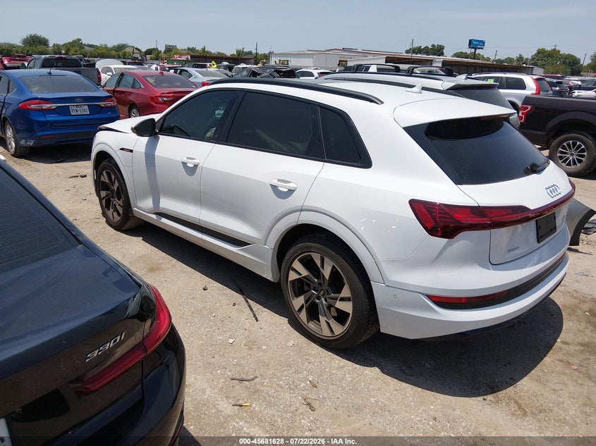 Vin: wa1aaage9mb007848, lot: 46180237, audi e-tron premium quattro 20213