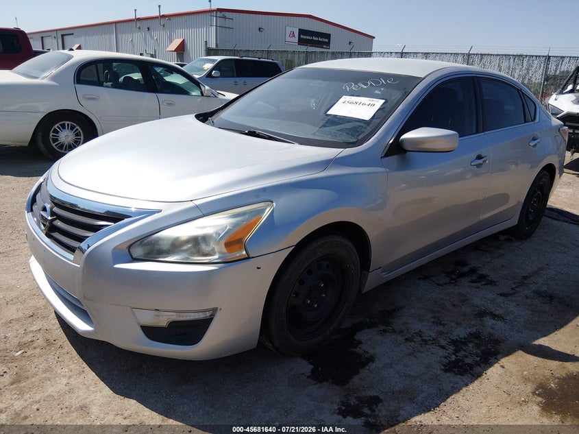 2015 NISSAN ALTIMA auction photo 2