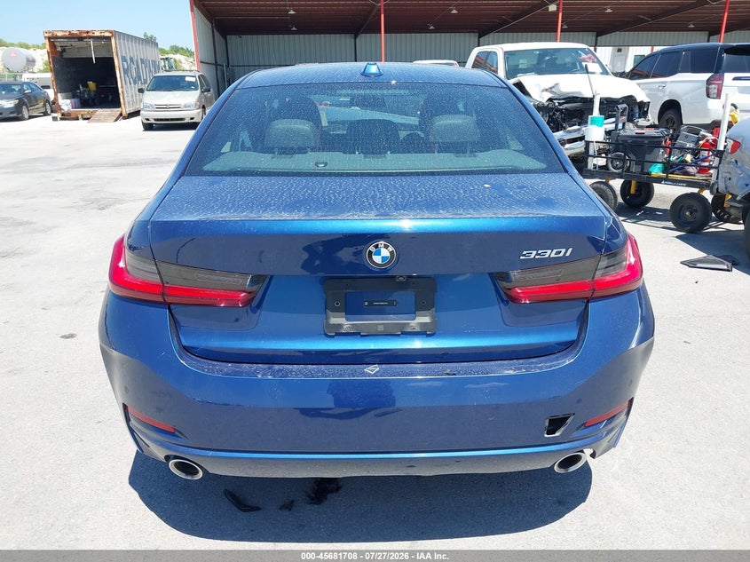 BMW 330I - zdjęcie 17