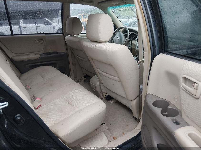 2005 Toyota Highlander V6 VIN: JTEEP21A350111908 Lot: 45681795