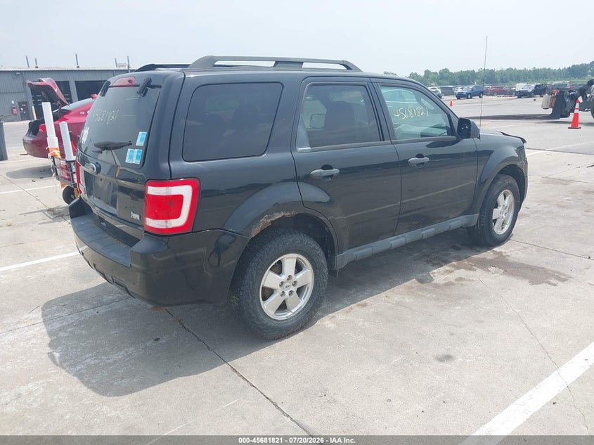 Vin: 1fmcu9dg6bkb99586, lot: 46180430, ford escape xlt 20114