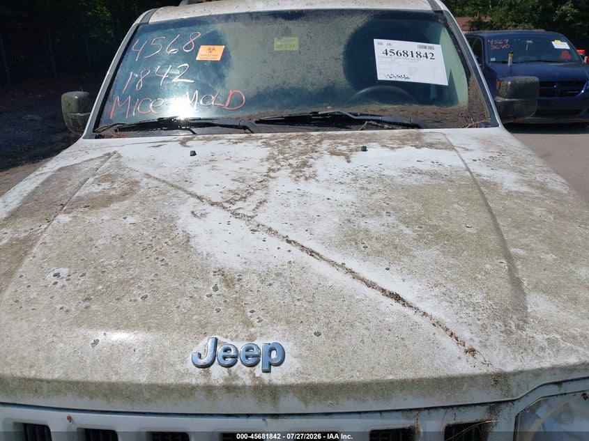 2011 JEEP LIBERTY auction photo 6