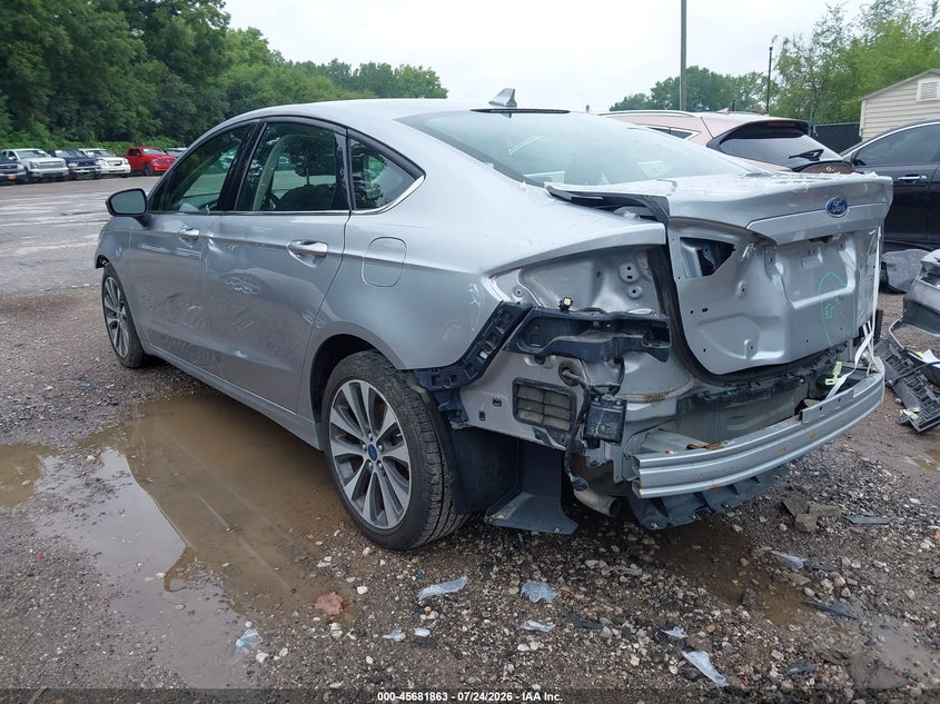 Vin: 3fa6p0t90lr190943, lot: 46180472, ford fusion se 20203