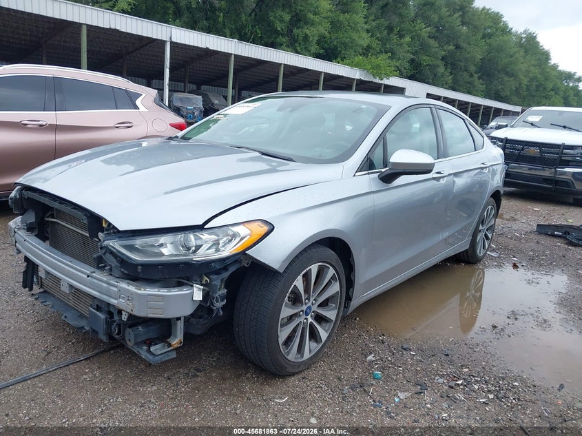 2020 FORD FUSION auction photo 2