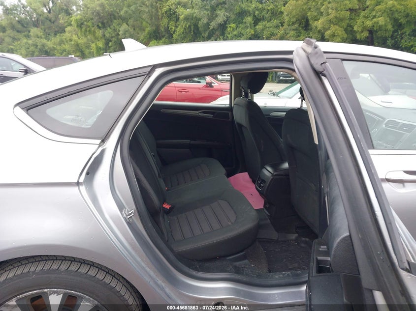 2020 FORD FUSION auction photo 8