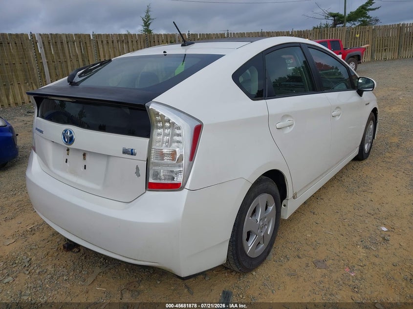 2011 Toyota Prius Three VIN: JTDKN3DU2B5342015 Lot: 45681878