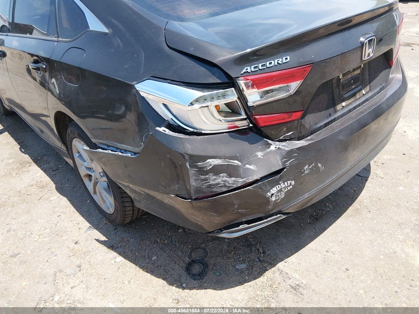 2018 HONDA ACCORD auction photo 6
