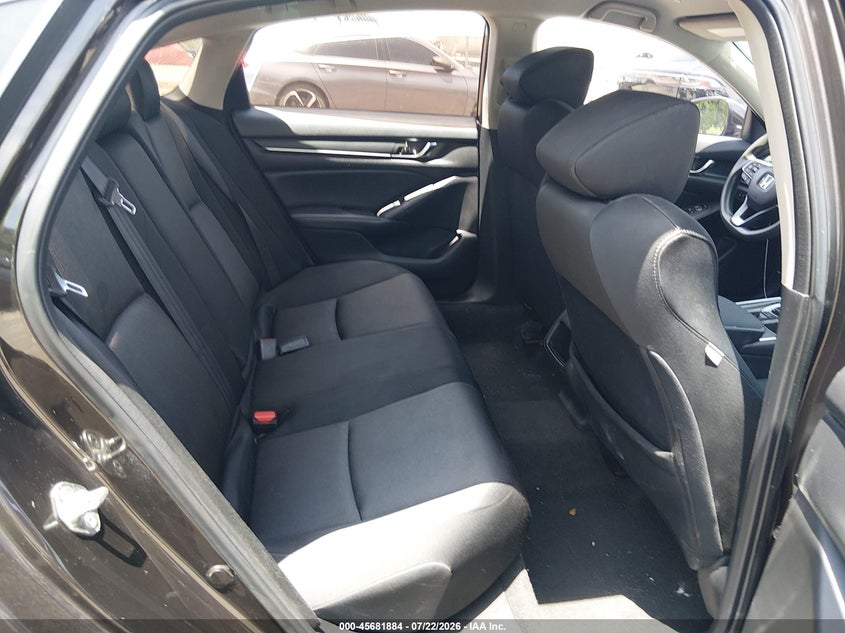 2018 HONDA ACCORD auction photo 8