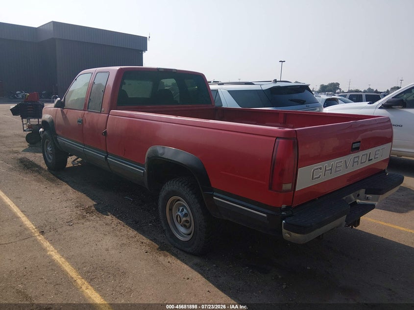 1997 CHEVROLET C/K 2500 auction photo 3