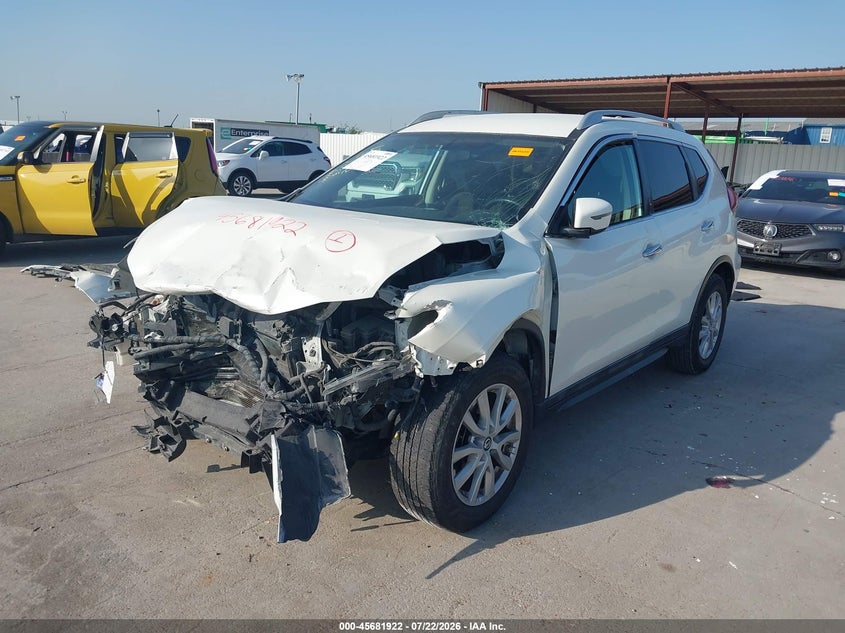 2018 NISSAN ROGUE auction photo 2