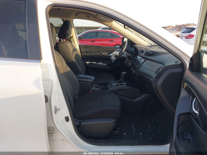 2018 NISSAN ROGUE auction photo 5