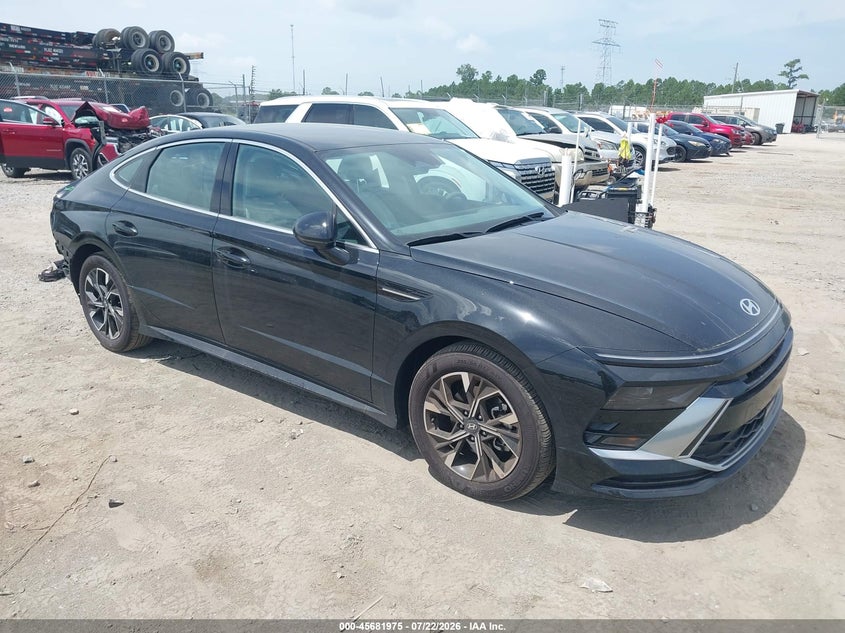 2025 HYUNDAI SONATA auction photo 1