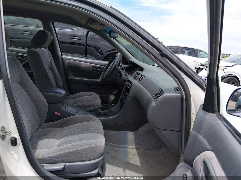 1998 TOYOTA CAMRY auction photo 5