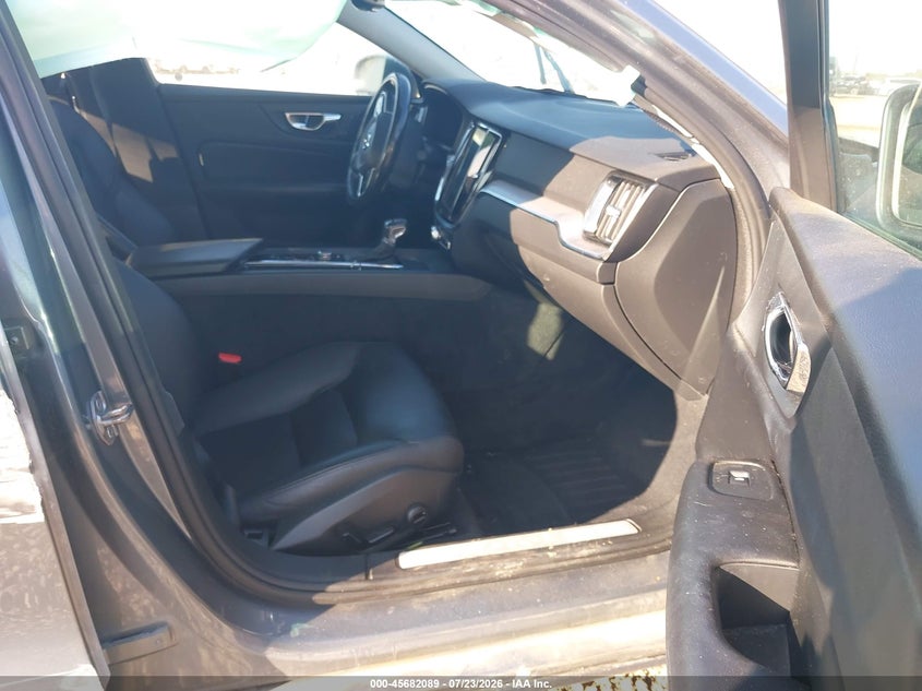2019 VOLVO S60 auction photo 5