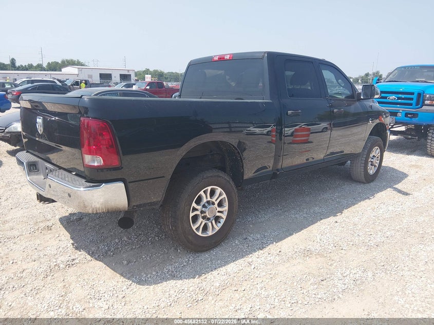 Vin: 3c6ur5cl4hg539326, lot: 46180741, ram 2500 tradesman  4x4 6'4 box 20174