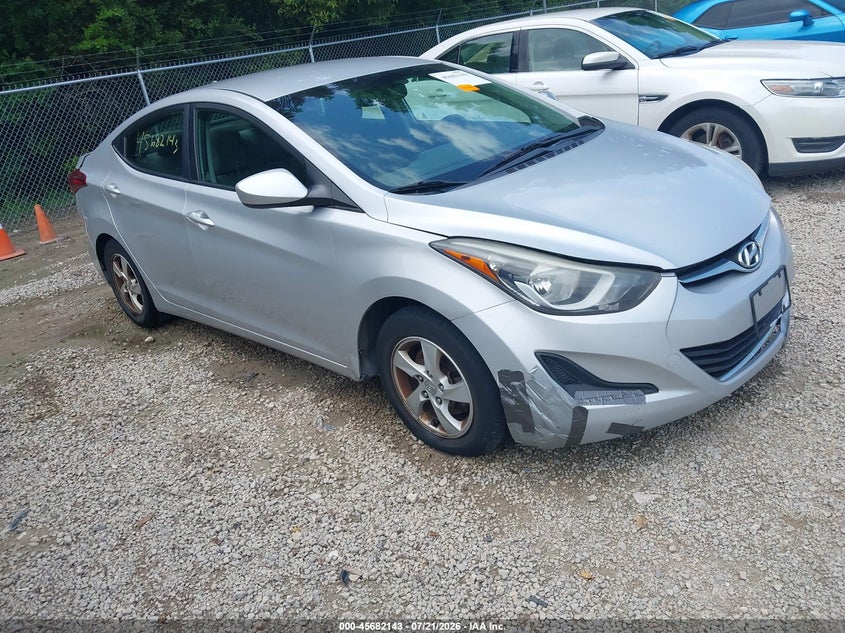 2015 HYUNDAI ELANTRA auction photo 1