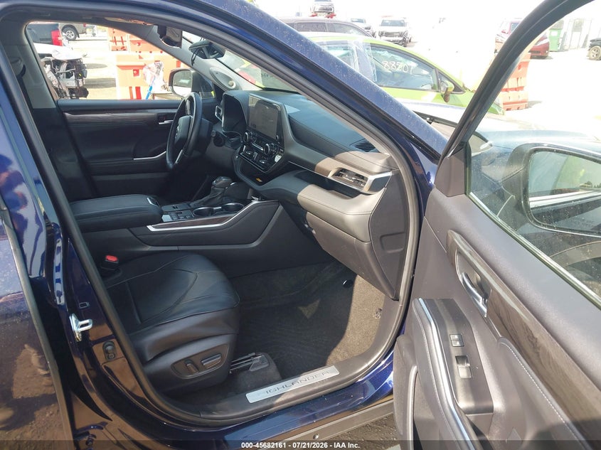 TOYOTA HIGHLANDER - zdjęcie 5