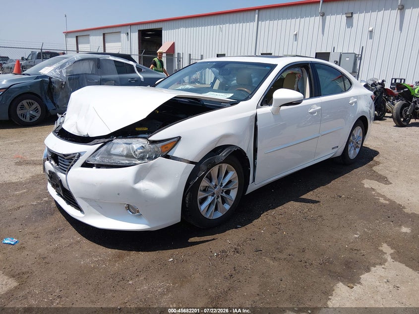 Vin: jthbw1ggxd2006932, lot: 46180810, lexus es 300h 20132