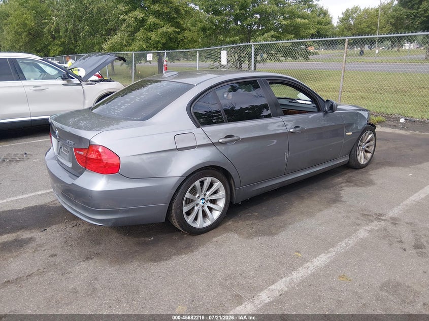 Vin: wbaph7c51be679495, lot: 46180827, bmw 328i 20114