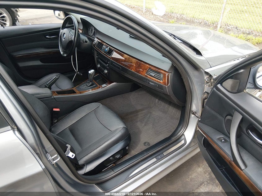 2011 BMW 328I — zdjęcie 5