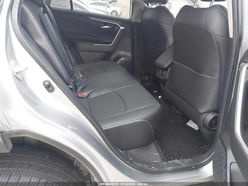 2023 TOYOTA RAV4 auction photo 8
