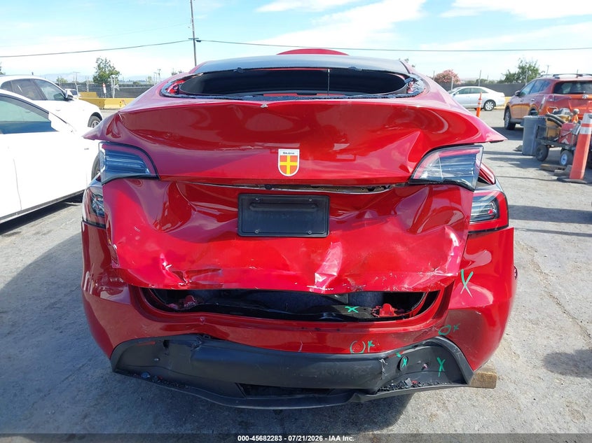 2022 Tesla Model Y Long Range Dual Motor All-Wheel Drive VIN: 7SAYGDEE6NF368964 Lot: 45682283