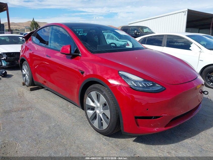 2022 Tesla Model y — 2026-08-01