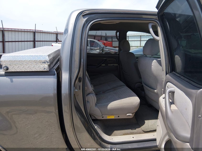 2006 TOYOTA TUNDRA auction photo 8