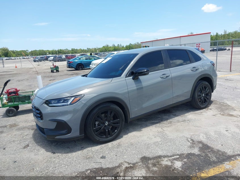2026 Honda Hr-V 2Wd Sport, Right Side, IAAI, VIN 3CZRZ1H52TM704036 — photo 2