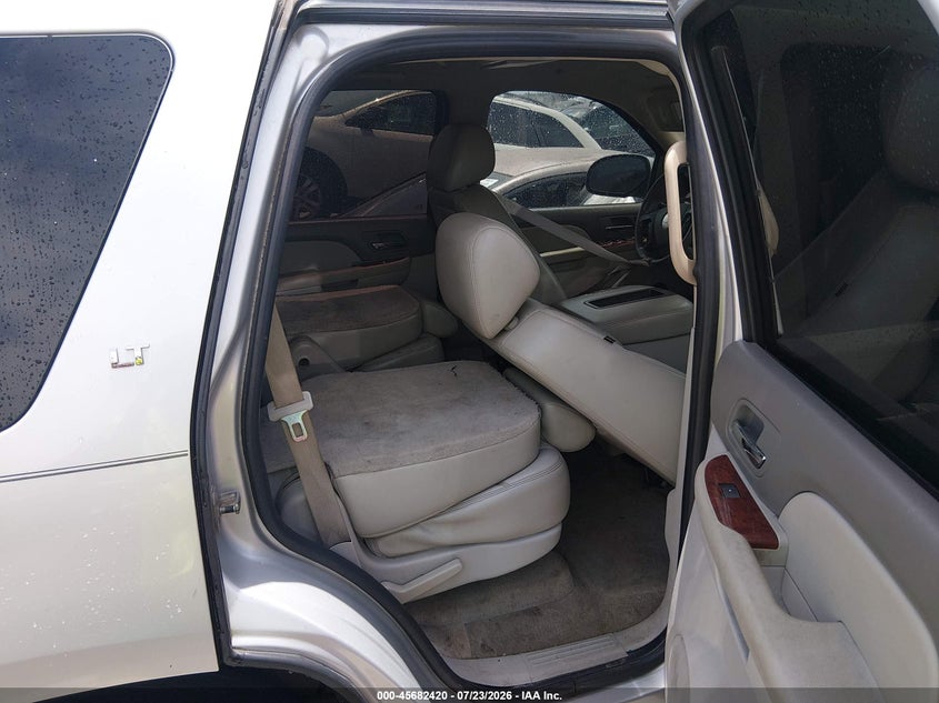 2010 CHEVROLET TAHOE auction photo 8