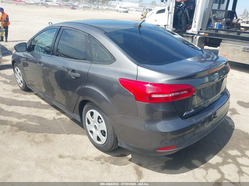 2016 FORD FOCUS auction photo 3