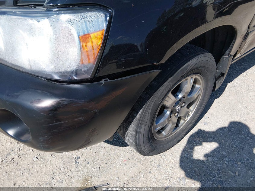 2005 TOYOTA HIGHLANDER auction photo 6