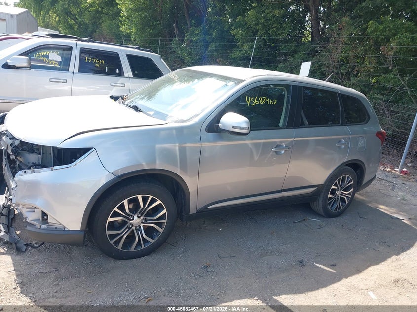 2016 Mitsubishi Outlander Se VIN: JA4AD3A32GZ003498 Lot: 45682467