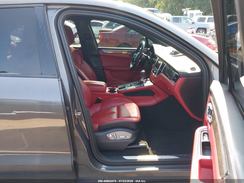 2015 PORSCHE MACAN auction photo 5