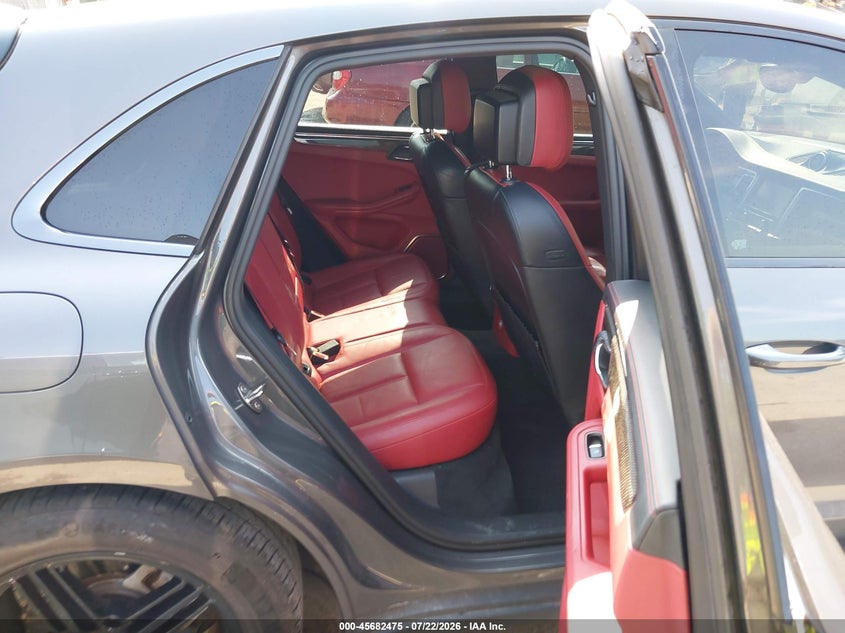2015 PORSCHE MACAN auction photo 8