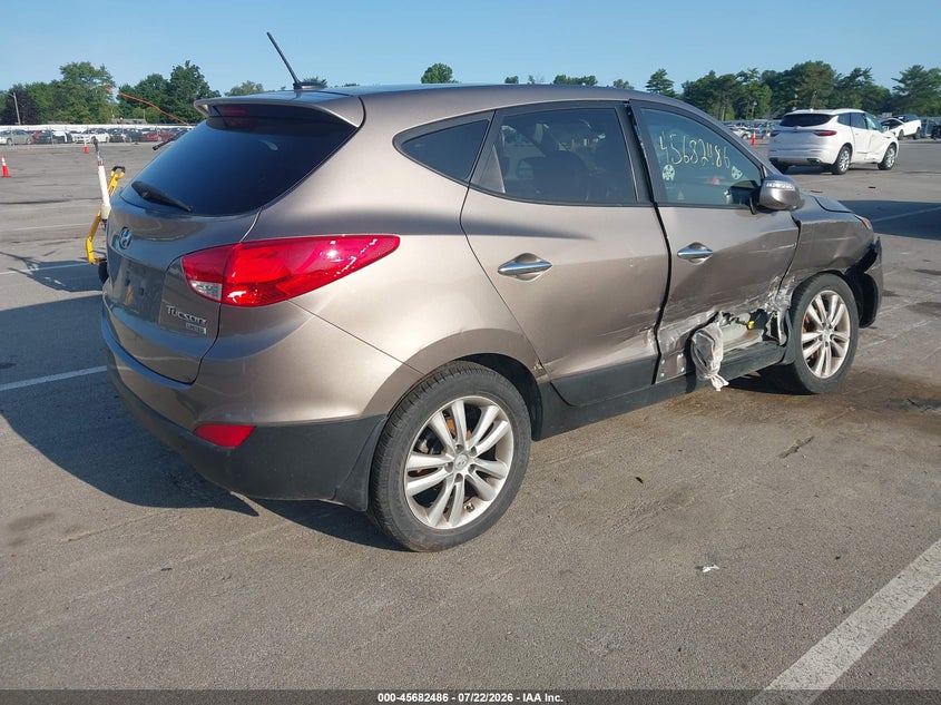 Vin: km8ju3ac8au102963, lot: 46181095, hyundai tucson limited 20104