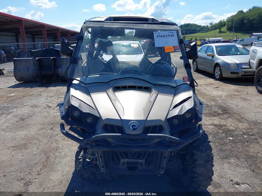 2015 CAN-AM COMMANDER auction photo 5