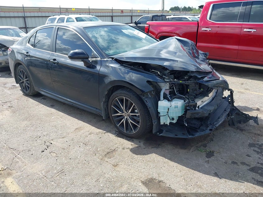 2024 TOYOTA CAMRY auction photo 1