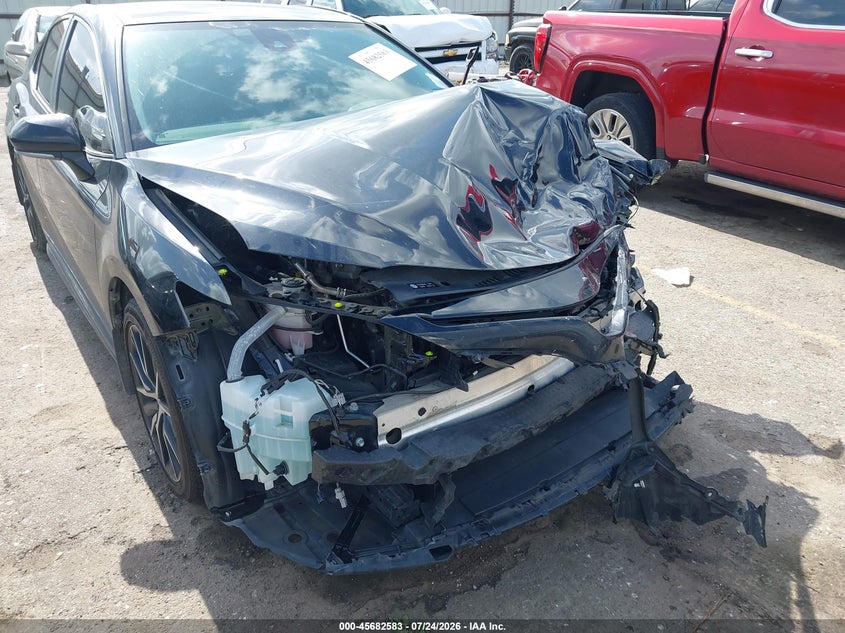 2024 TOYOTA CAMRY auction photo 6