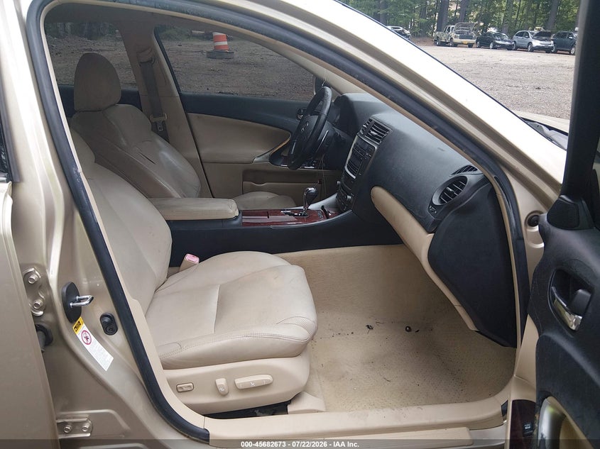 2006 LEXUS IS 250 auction photo 5