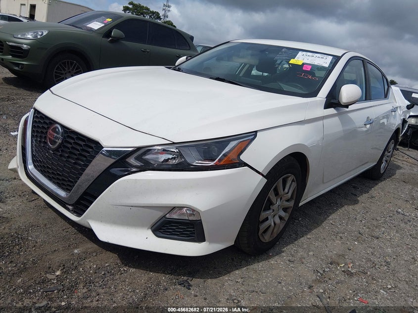 2020 NISSAN ALTIMA auction photo 2
