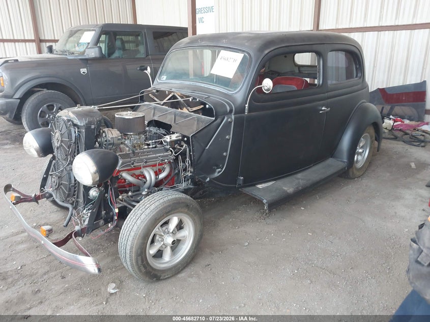 1936 FORD SEDAN auction photo 2