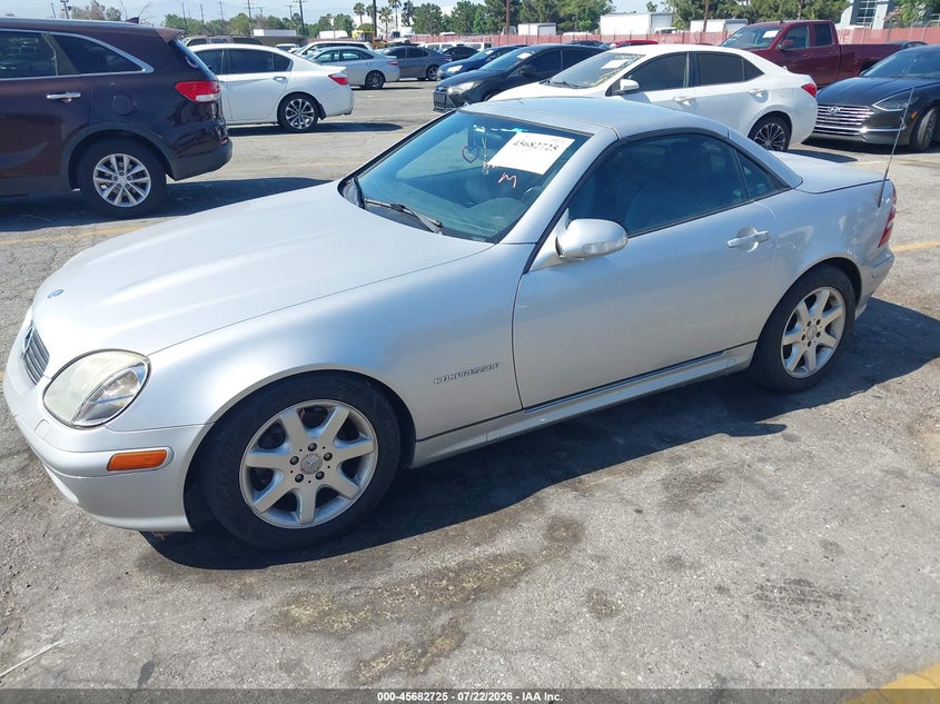2003 MERCEDES-BENZ SLK 230 auction photo 2
